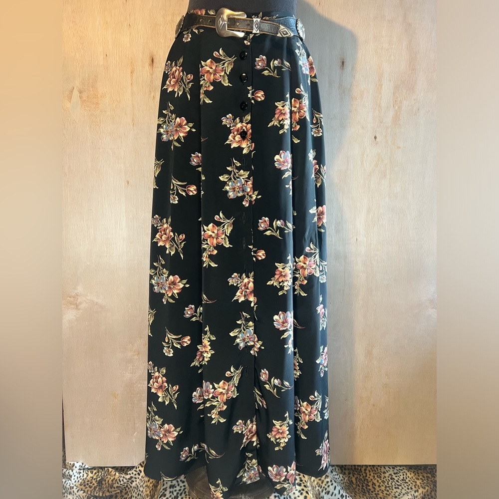 Black floral button down maxi skirt size m-xl
